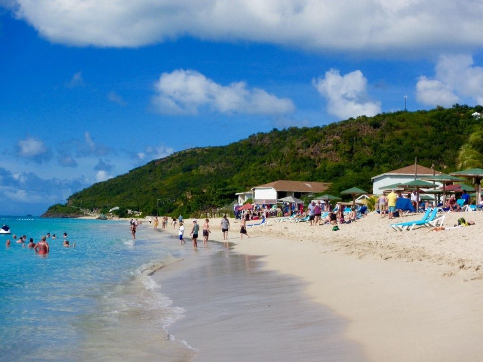 20 Best Beaches in Antigua And Barbuda To Visit - Caribbean Travel ...